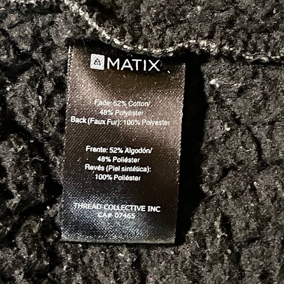 Matix Boys Sherpa Lined Full Zip Hoodie Jacket Gray Black Shoulder Sz L 10/12 - Picture 2 of 9